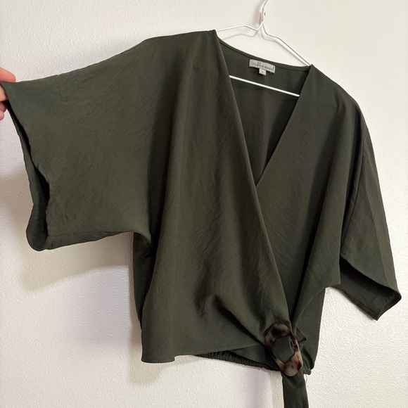 Wishlist Boutique Dark Green Wrap Blouse Loose Sleeves Size Small Loose Fit - Picture 4 of 9